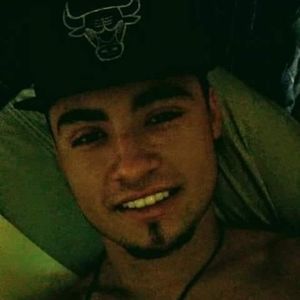 Meet your Posher, Kenio